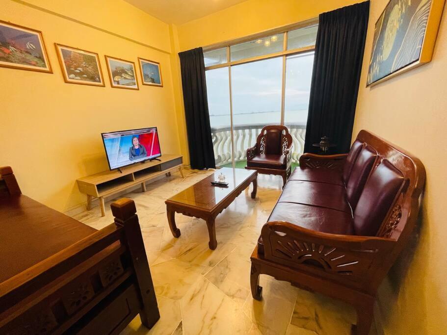 Front 3br At Glory For 6-7 Person Apartment Port Dickson